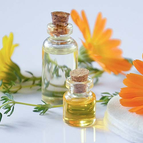 aromathérapie pot de crème composés aromatiques extraits de plantespharmacie TO